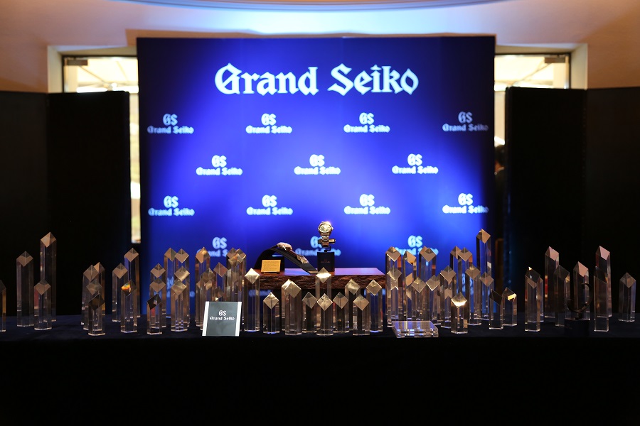 2.เปดตวสดยอดเรอนเวลาไฮไลทแหงป