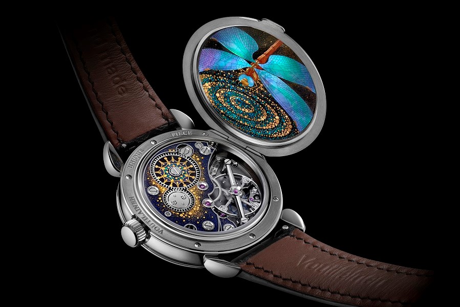 Aki No Kure double fond noir 300dpiS1