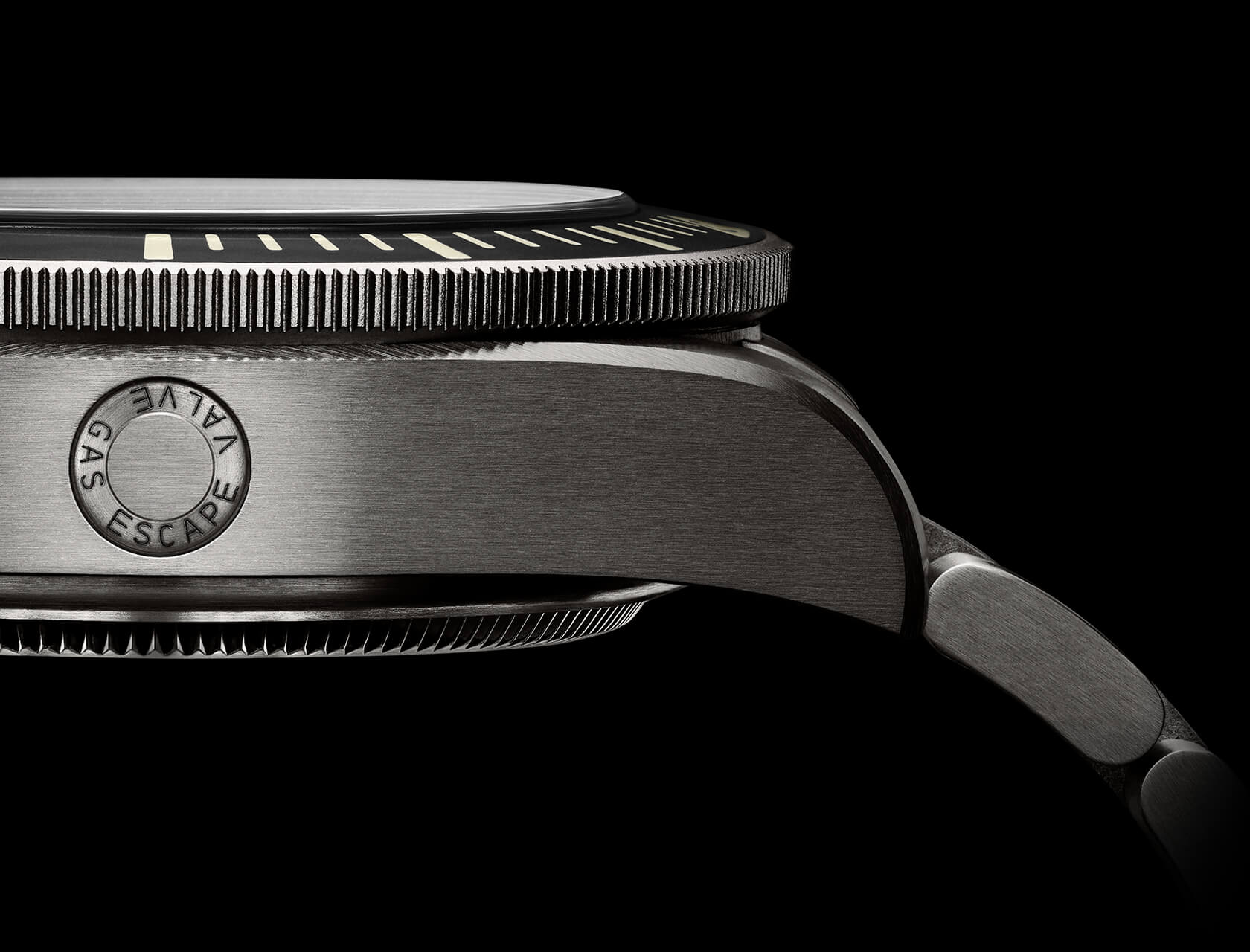 pelagos lhd 03 helium escape valve 02