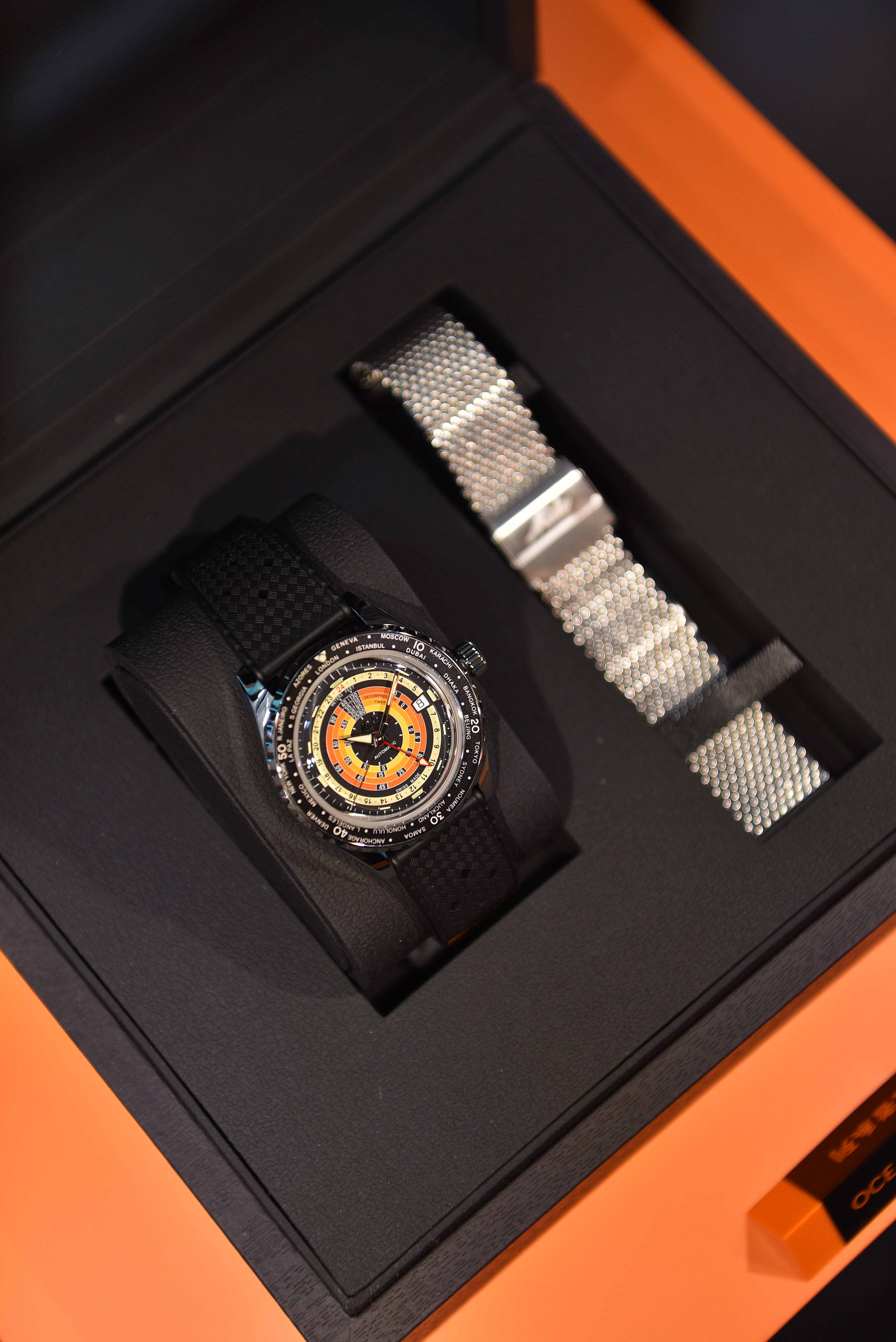 MIDO Ocean Star Decompression Worldtimer Special Edition 3