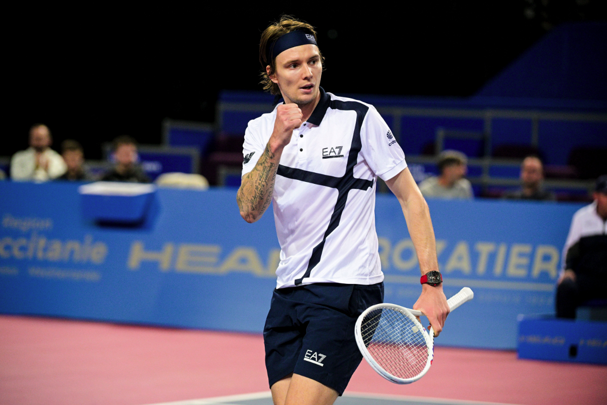 Screen Shot 2567 02 15 at 00.31.26